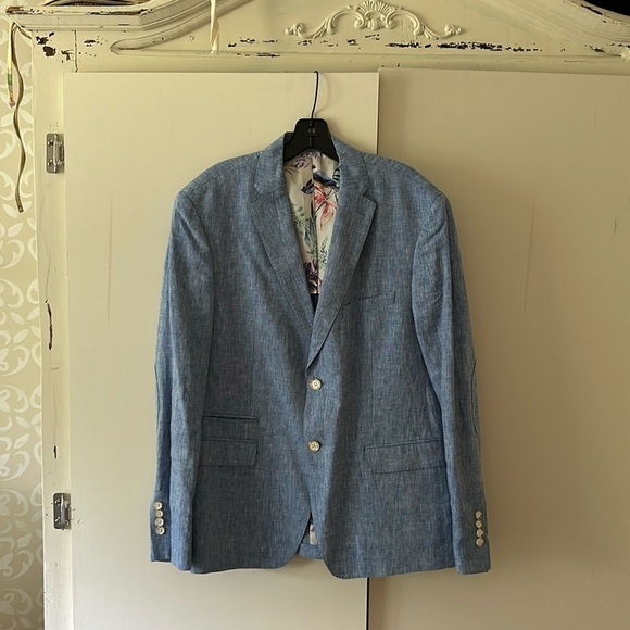 TALLIA - Picture 1 of 4